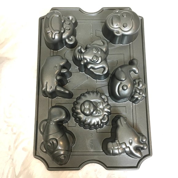 NORDIC WARE  Zoo Animal Friends Muffin Cake Baking Pan EUC - Picture 2 of 8